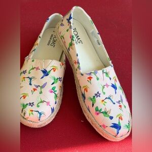 TOMS Belmont Hummingbird Espadrille Slip-Ons
